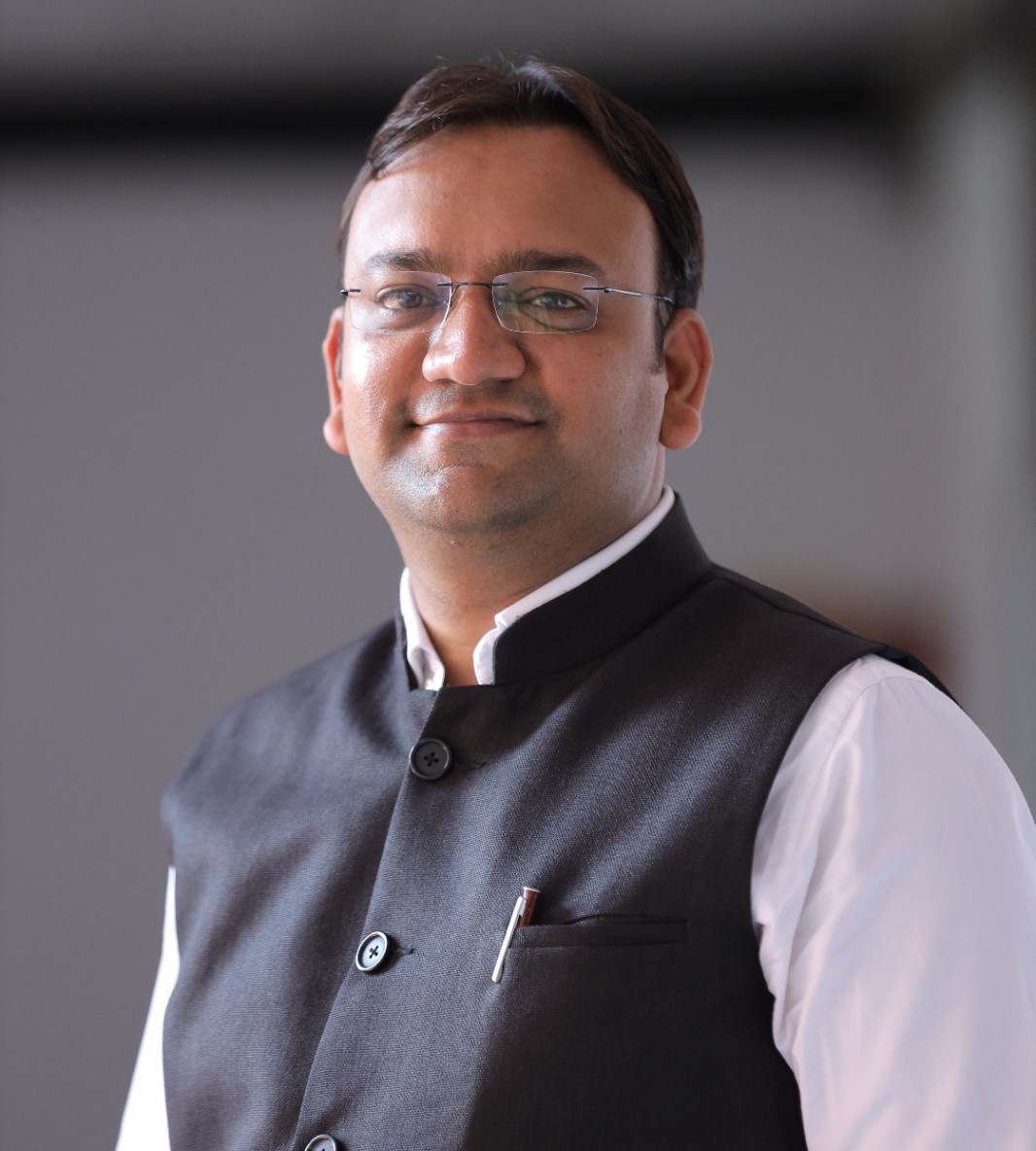 Dr. Aakash Gupta